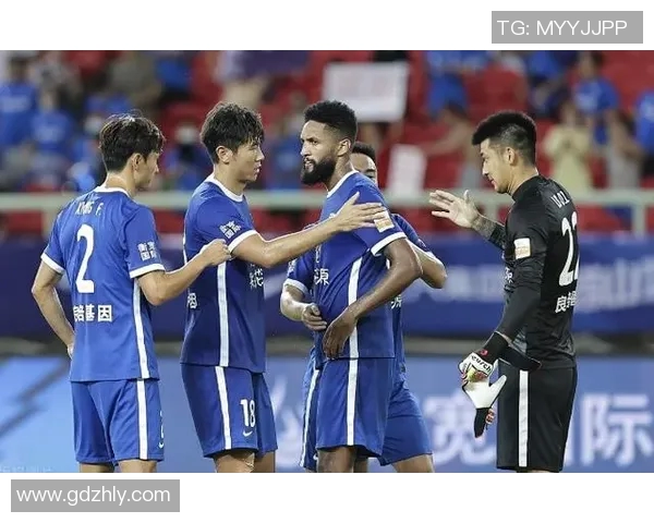 深圳篮球队在洲际杯积分榜上以86分稳居第一名展现强劲实力