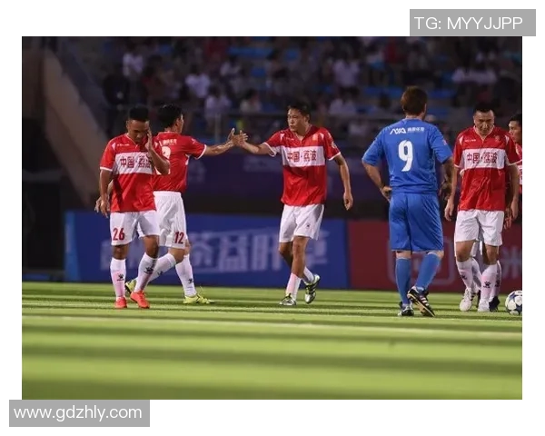 足球明星桑帝亚哥的传奇之路与辉煌成就揭秘 足球明星桑帝亚哥的传奇之路与辉煌成就揭秘